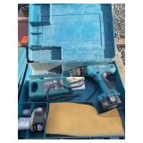 Makita drill with battery lot 278