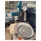Makita 12 inch and Blades lot 996