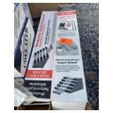 Carpet projector Lot 453