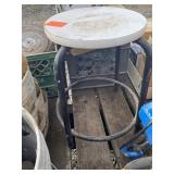 Stool lot 368