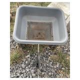 Pull type spreader lot 294