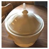 Pfaltzgraff Soup Tureen W/ladle - Chip On Rim