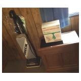 Kenmore Humidifier, Oreck Vacuum - Runs