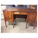 Knee Hole Desk With Wear, 49x24x30