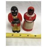 Black Americana 3 1/2 Shakers , Some Wear,