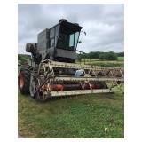 Gleaner Baldwin  Ac Combine With Grain Head