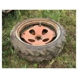 Allis Chalmers G Rear Wheels And Tires 6x30pair