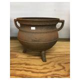 Cast Iron Footed Pot 12x9