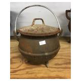 Cast Iron Footed Pot 8x6 W/lid