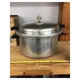 Miro-matic Pressure Cooker