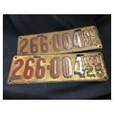 2 Indiana 1925 License plates