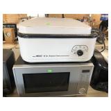 Medco 18 Quart Roaster And Sharp Microwave