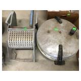 Pressure Cooker And Mop Wringer
