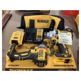 Dewalt 20 V two fastening combo kit includes