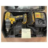 Dewalt 20v Drill driver includes battery charger