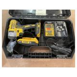 Dewalt 20 V impact driver includes battery