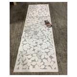 Allen + Roth 2 ft 3 in x 7 ft 5 in area rug,