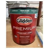 1 gallon Glidden interior paint plus primer semi