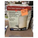 Water heater expansion tank