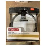 Delta towel ring