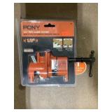 Pony 1/2 in. Pipe clamp fixture