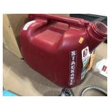 Fuel worx 5 gallon gas tankmissing nozzle and