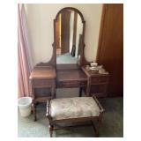 Vanity 48x18x68 And Bench