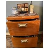 Night Stand 18x15x26 No Contents