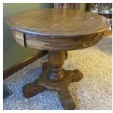 Pedestal Side Table 23x20