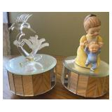 2 Mirrored Music Boxes