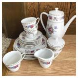 Queen Fine Porcelain Tea Set