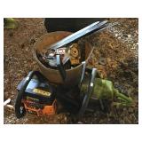 Chain Saw Bars, Blades, 2 Chain Saws