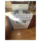 Whirlpool Gas Range with Asst. Pans, White