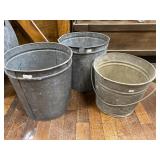 2 Sap Buckets 11 Inch And Pail
