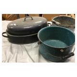 Savory Granite Roaster, 2 Granite Pots