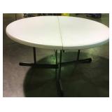 1-round Table 60 Inch Scratches