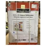 Magic Chef Compact Refrigerator 4.4 Cuft,