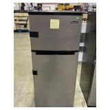 Magic Chef Refrigerator 19x19x45 In. Tested Works