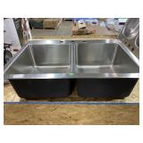 Leaky Stainless Steel Double Kitchen Sink