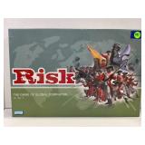 NEVER PLAYED RISK BOARD GAME