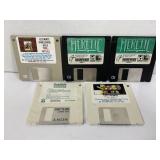 LOT OF 4 MS-DOS 3.5" FLOPPY DISK GAMES - HERETIC,