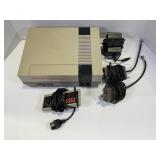NINTENDO ENTERTAINMENT SYSTEM WITH CONTROLLER -
