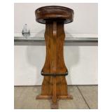 LEATHER TOP BAR STOOL WITH WROUGHT IRON FOOT REST