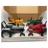 SCALE MODELS 1/16 WHITE AMERICAN SERIES TRACTOR