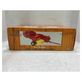 ERTL 1/16 NEW HOLLAND 100TH ANNIVERSARY 'HAYLINER'