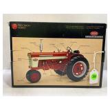 ERTL 1/16 PRECISION SERIES THE FARMALL 460 NARROW