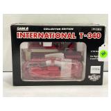 ERTL 1/16 INTERNATIONAL T-340 CRAWLER WITH DIECAST