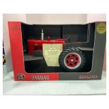 SCALE MODELS 1/8 MCCORMICK FARMALL 400 NARROW