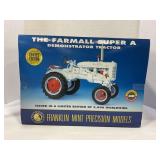 FRANKLIN MINT 1/12 FARMALL SUPER A DEMONSTRATOR