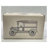 ERTL 1/25 1917 FORD MODEL T DELIVER TRUCK BANK -